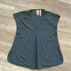 Women's Cap Sleeve Indygena Quick Dry Karui Top with Laser Cut Detail